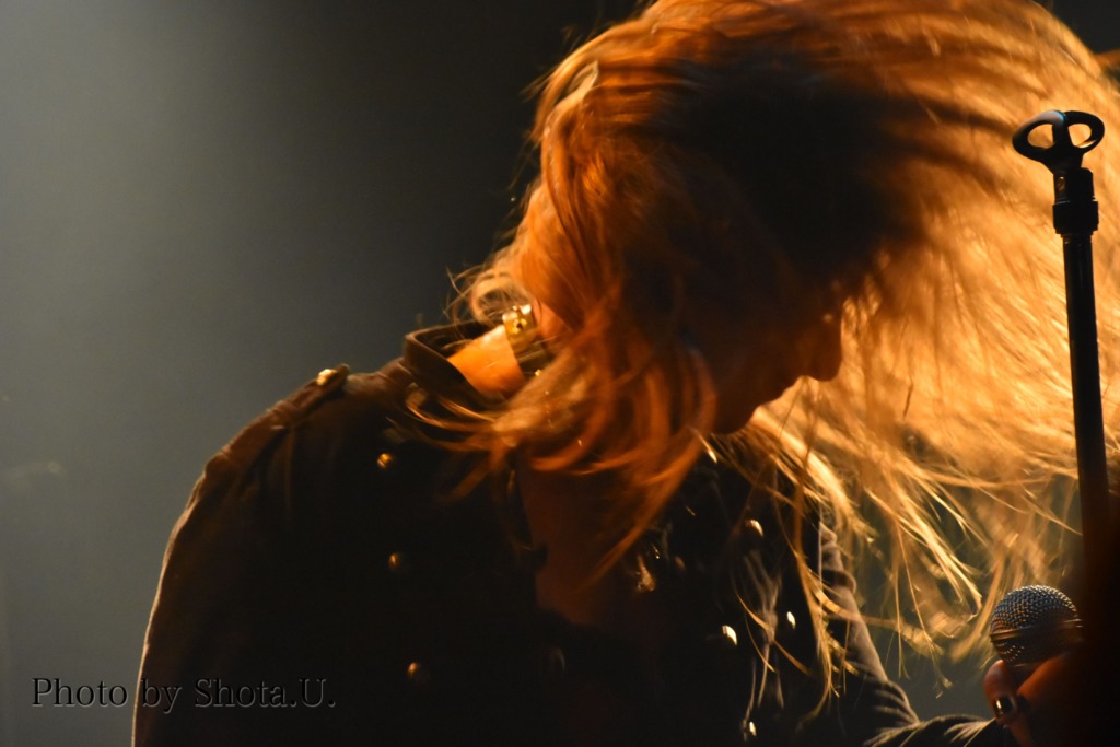 シャッタースピードで主役の動きを表現した写真